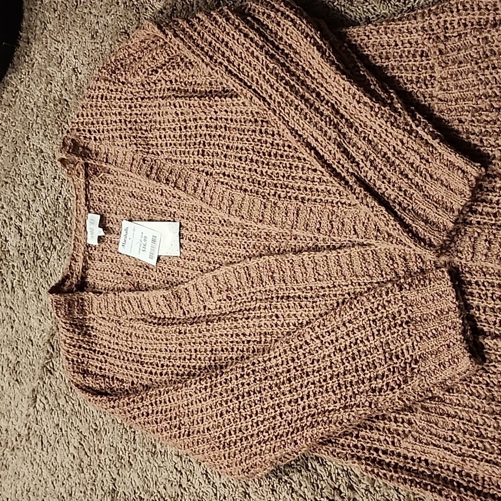 Cardigan sweater